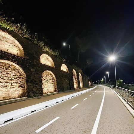 Foce24 - City Garden - Imperia Exteriér fotografie